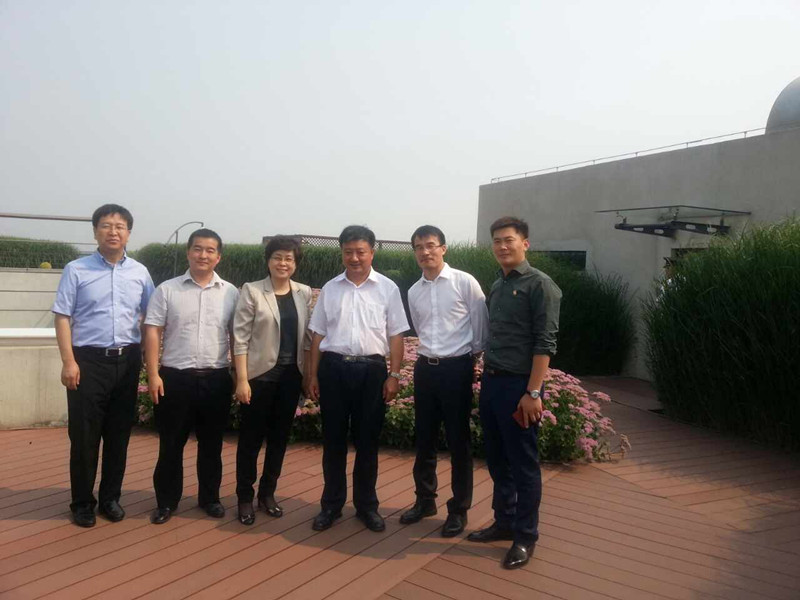 承德市高新技术开发区工委书记、管委会主任柴山参观考察鸿坤集团