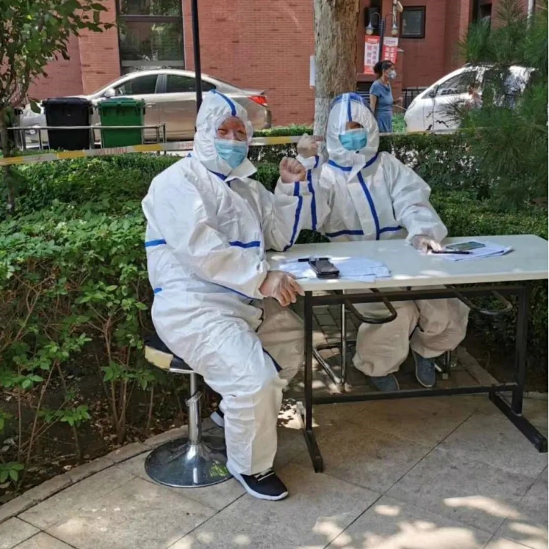 鸿坤物业对园区业主开展地毯式排查